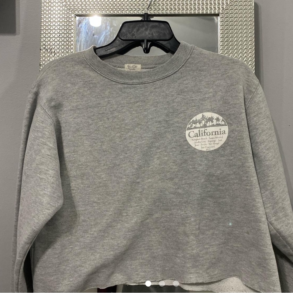 Brandy Melville crewneck